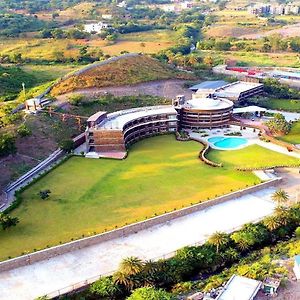 Seasons Park Resort